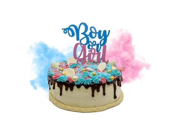 Gender reveal drip cake